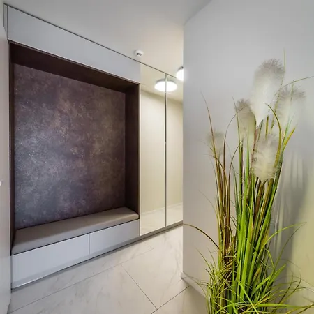 Апартаменты Apartament Rakowicka 15 Old Town Deluxe Wawelofts *