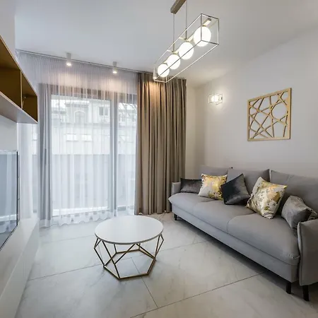Apartament Rakowicka 15 Old Town Deluxe Wawelofts Апартаменты *